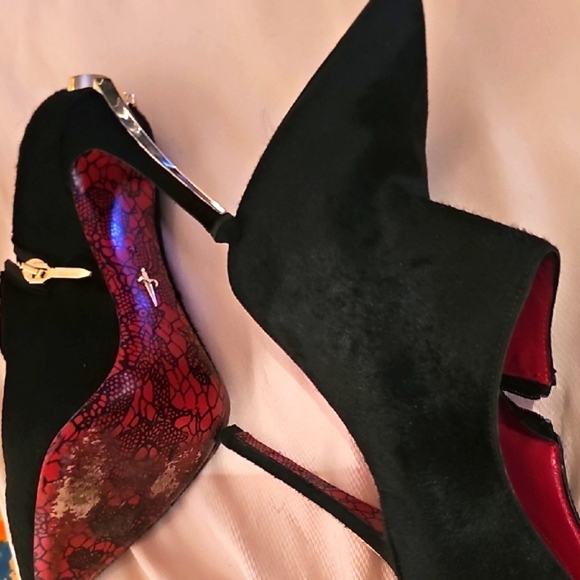 🌟Beautiful Chic Black Heeled Ankle Boots🌟Great Condition 🌟 - Picture 6 of 6